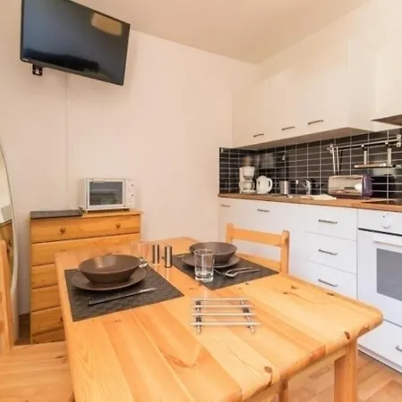 Apartment Cosy 2 Pieces, 6 Couchages, Proche Pistes Et Commerces, Parking Inclus - La Salle-les-alpes - Fr-1-330f-88 *